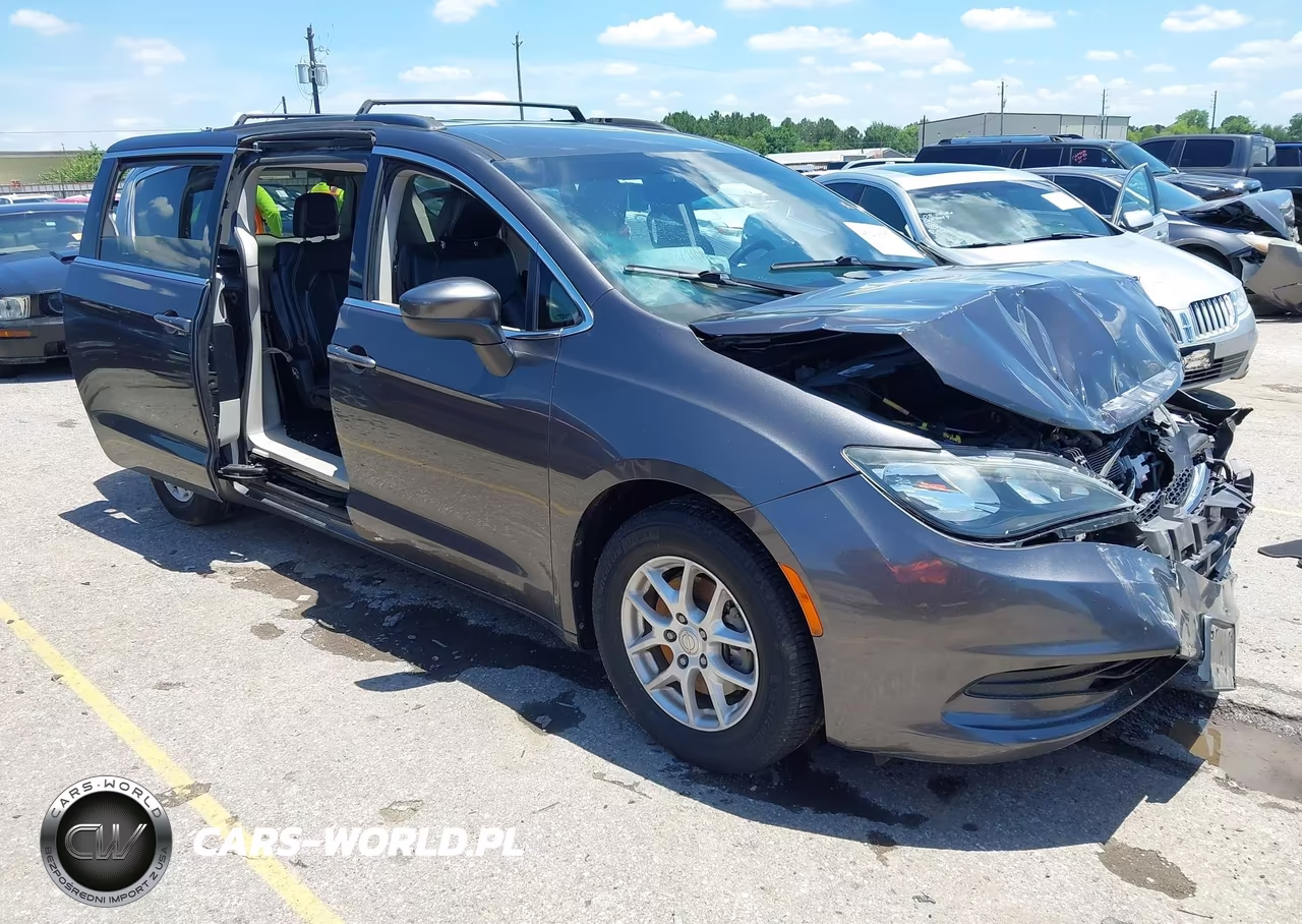 2020 Chrysler Voyager Lxi