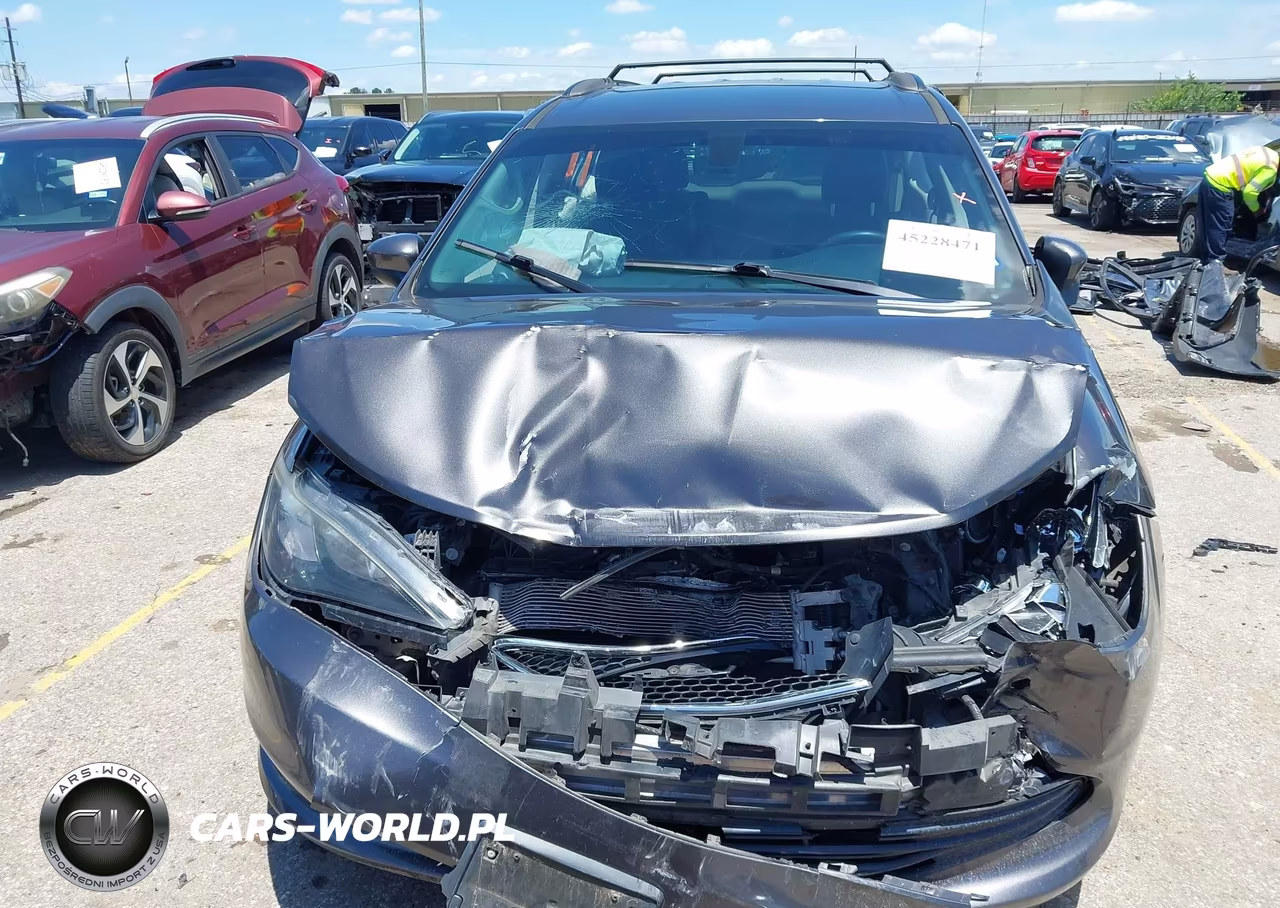 2020 Chrysler Voyager Lxi VIN:2C4RC1DG5LR176161 - 11
