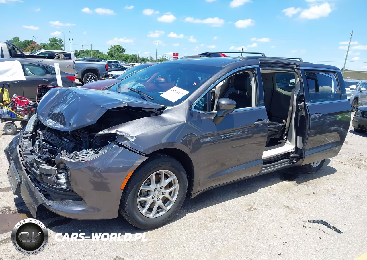 2020 Chrysler Voyager Lxi VIN:2C4RC1DG5LR176161 - 2