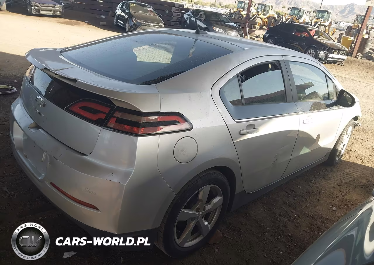 2013 Chevrolet Volt VIN:1G1RA6E45DU121178 - 4