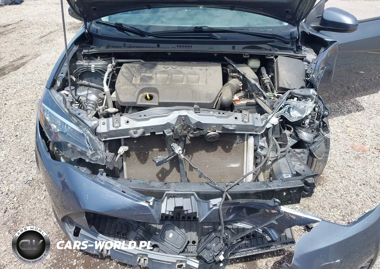 2018 Toyota Corolla Le VIN:2T1BURHE0JC080683 - 10