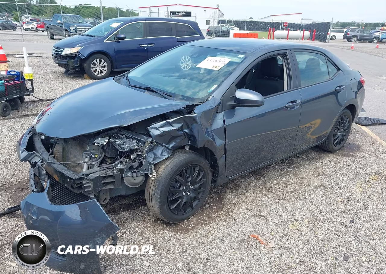 2018 Toyota Corolla Le VIN:2T1BURHE0JC080683 - 2