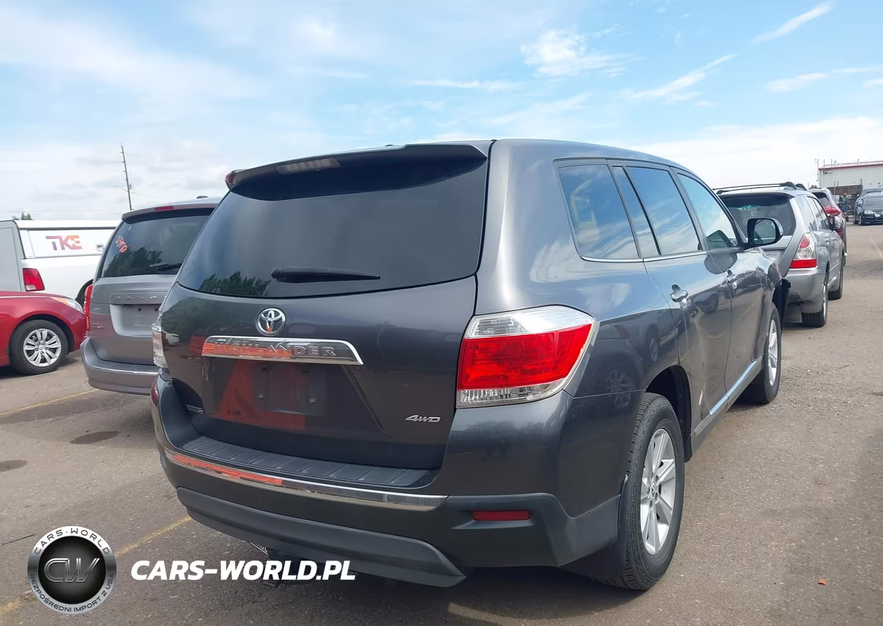 2011 Toyota Highlander Base V6 VIN:5TDBK3EH6BS091794 - 4