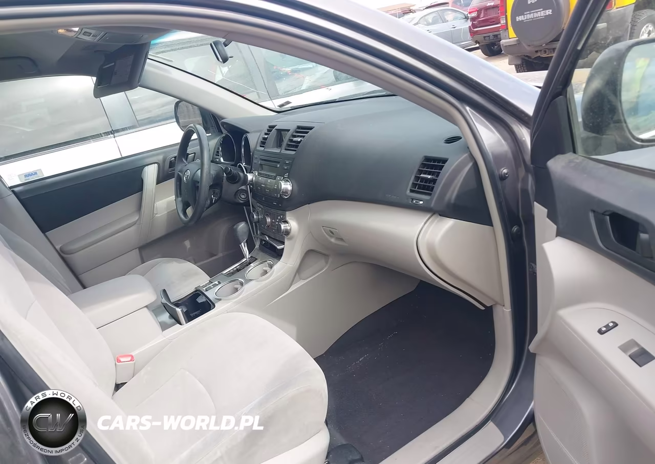 2011 Toyota Highlander Base V6 VIN:5TDBK3EH6BS091794 - 5