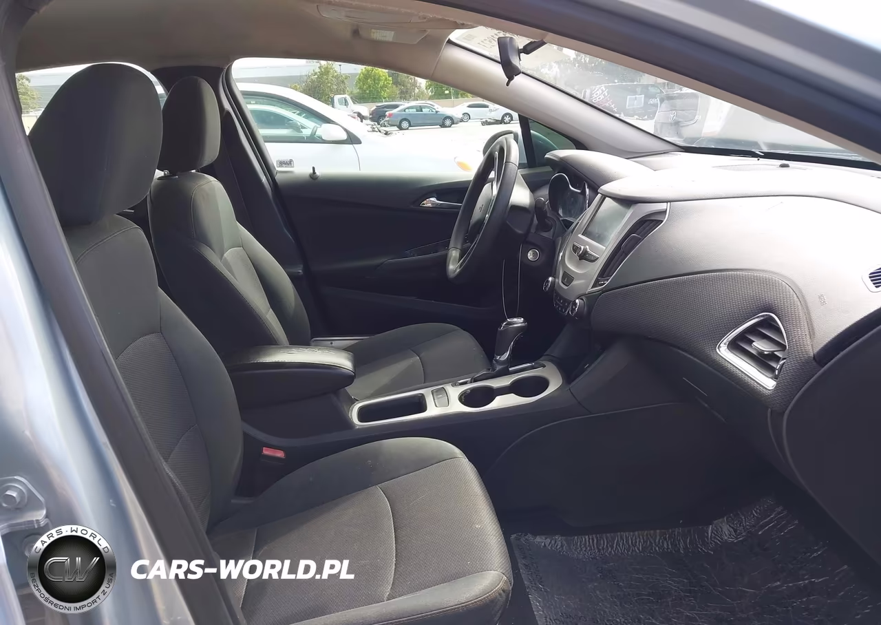 2017 Chevrolet Cruze Ls Auto VIN:3G1BC5SM3HS560282 - 5