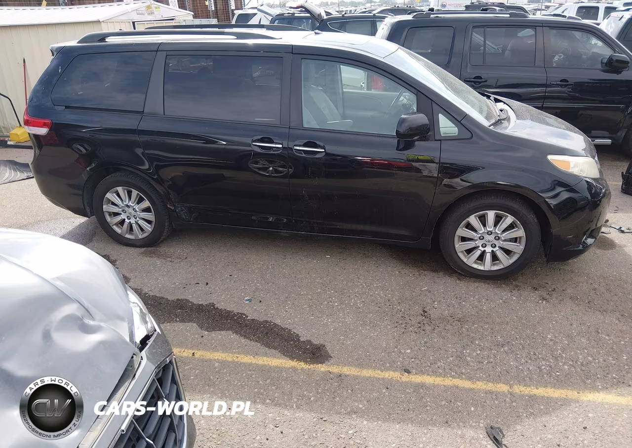 2011 Toyota Sienna Limited VIN:5TDDK3DC7BS002894 - 13