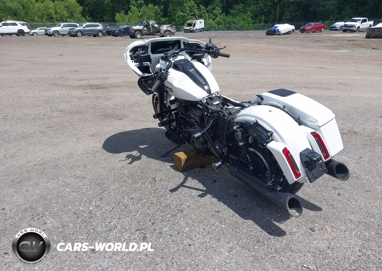 2024 Harley-Davidson Fltrx VIN:1HD1KH718RB624043 - 3