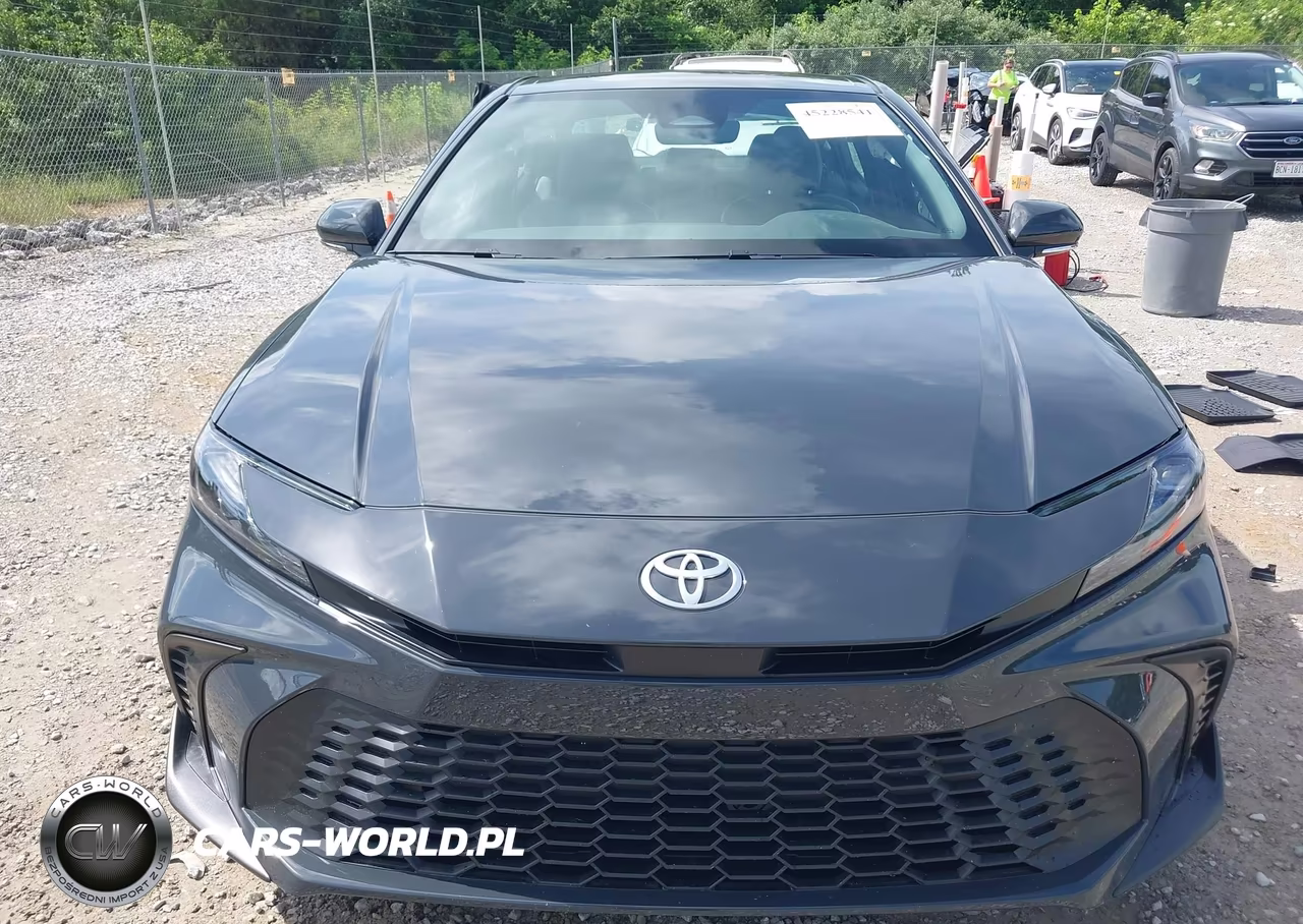 2026 Toyota Camry Se VIN:4T1DAACK7TU704299 - 12