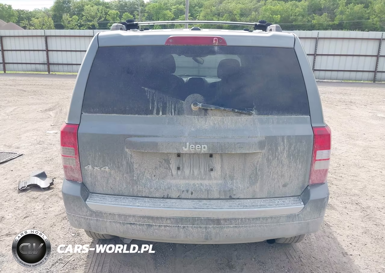 2012 Jeep Patriot Latitude VIN:1C4NJRFB2CD689407 - 17