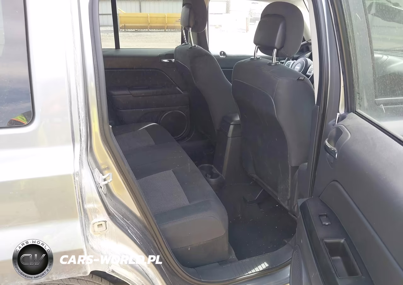 2012 Jeep Patriot Latitude VIN:1C4NJRFB2CD689407 - 8