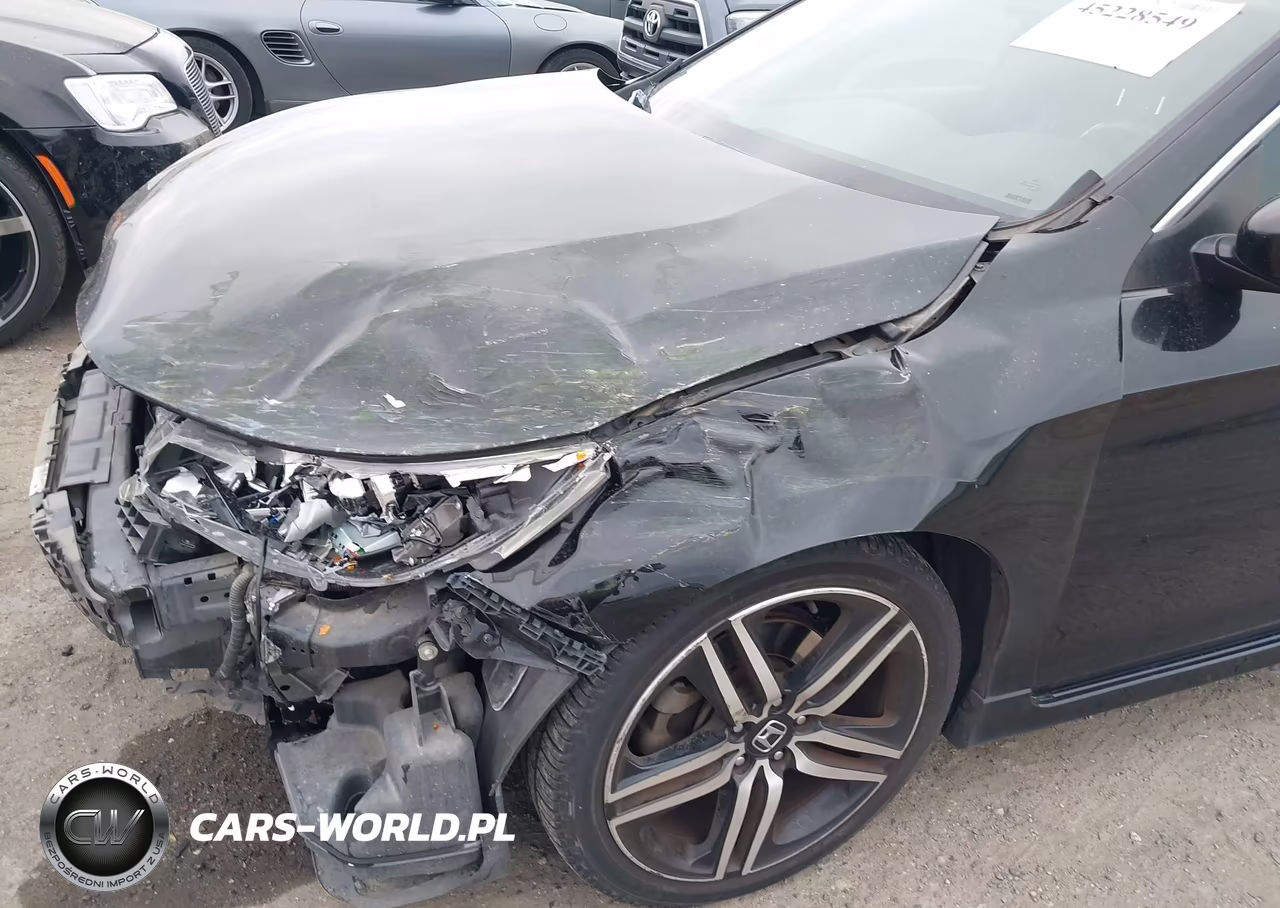 2016 Honda Accord Sport VIN:1HGCR2F53GA228565 - 17