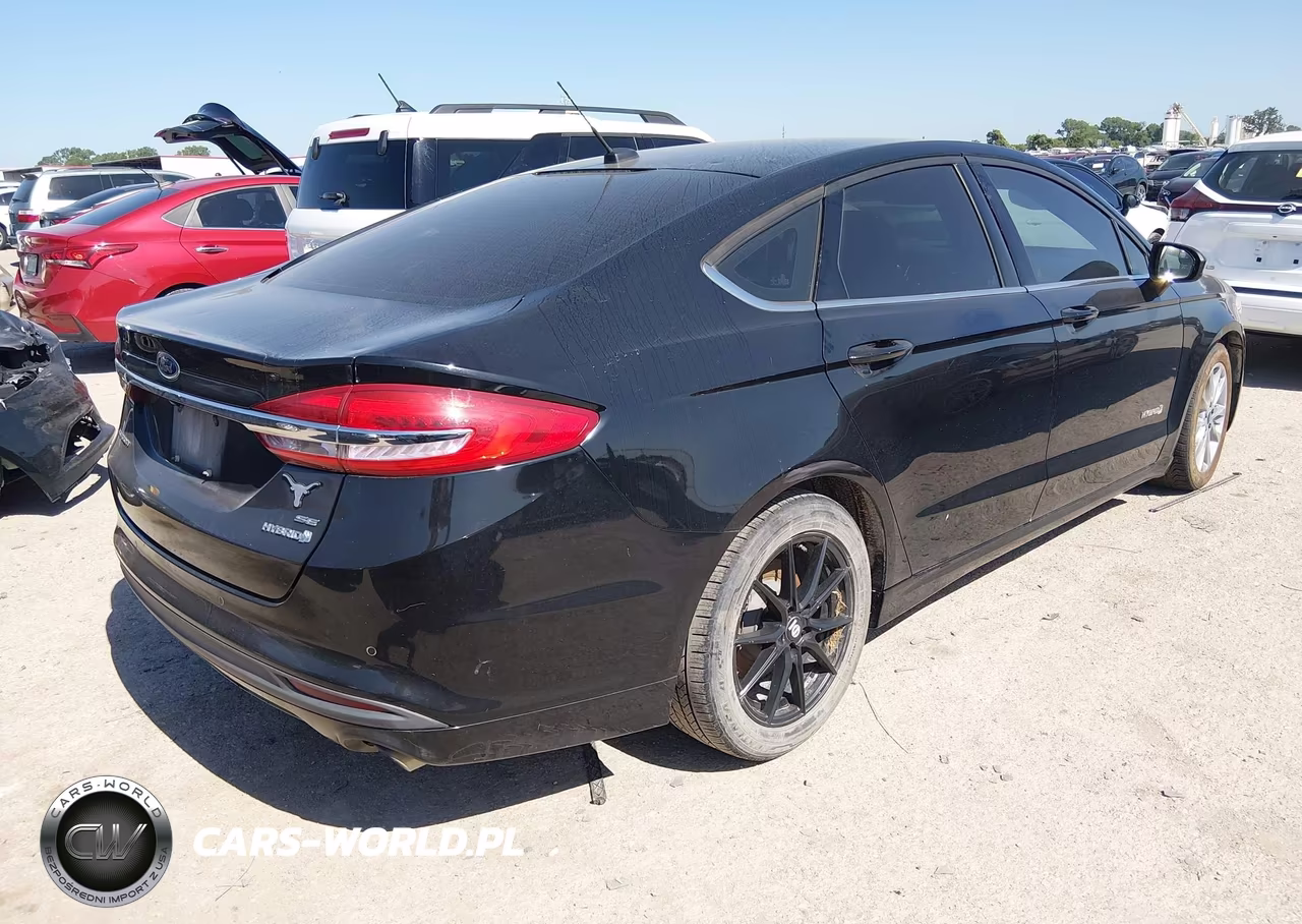 2017 Ford Fusion Hybrid Se VIN:3FA6P0LU2HR114118 - 4