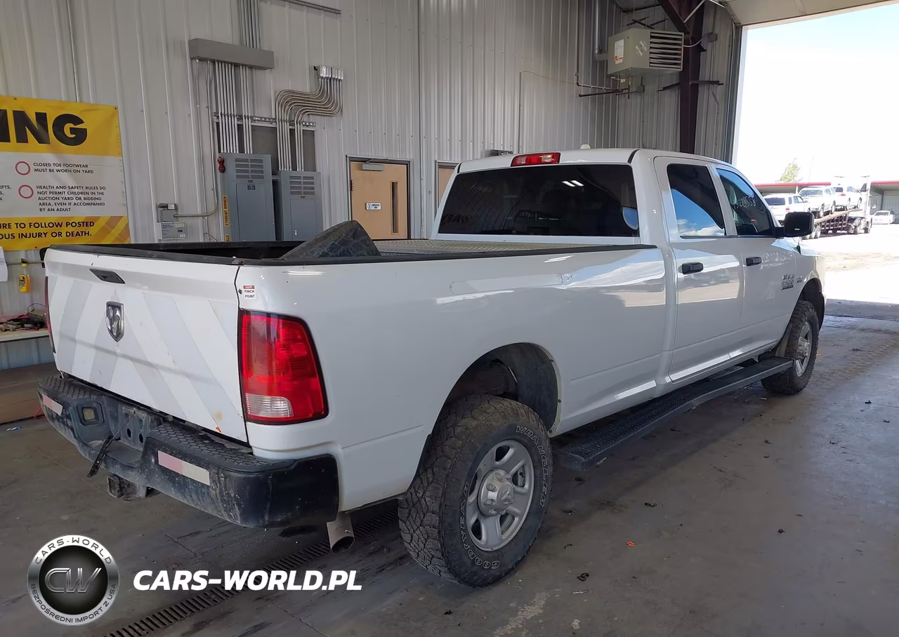 2014 Ram 2500 Tradesman VIN:3C6UR5HJXEG243388 - 4
