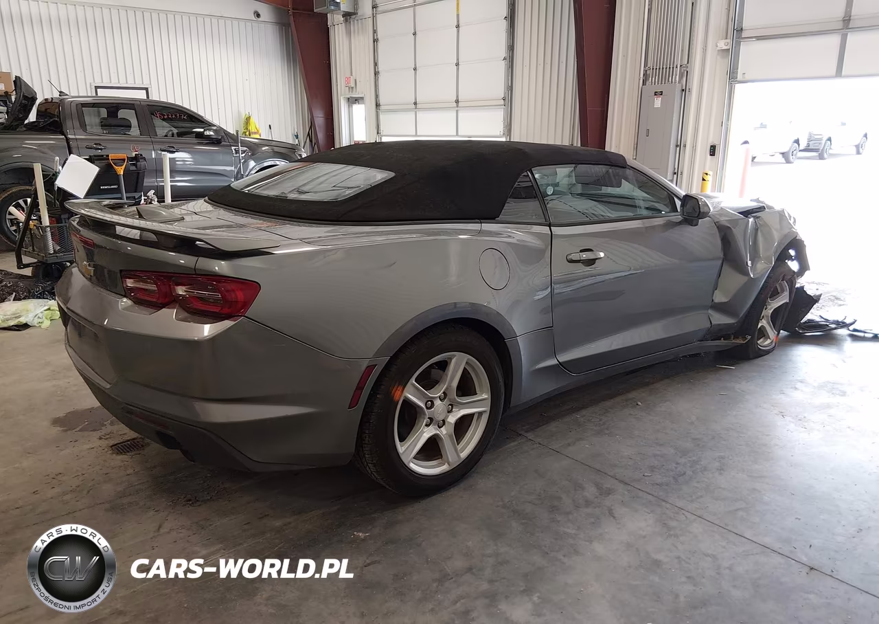 2020 Chevrolet Camaro Rwd 1Lt VIN:1G1FB3DX2L0104581 - 4