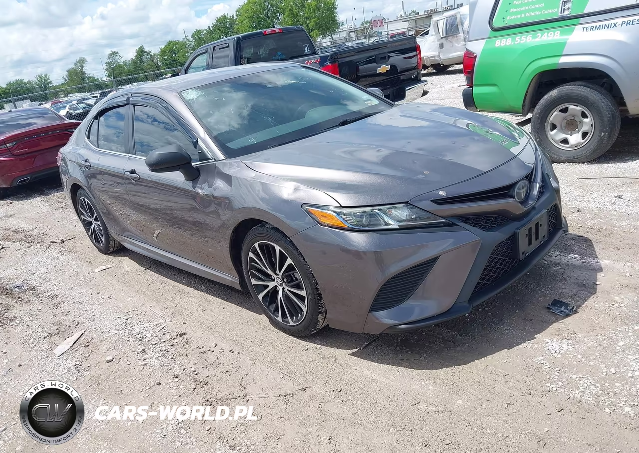 2019 Toyota Camry Se – zdjęcie 1 z 16