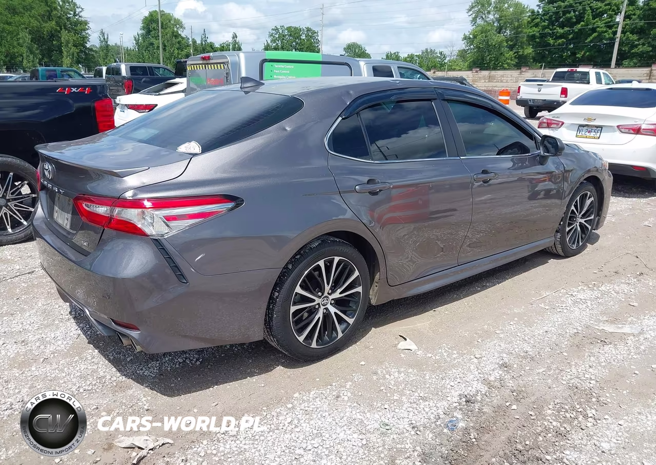 2019 Toyota Camry Se VIN:4T1B11HK0KU231795 - 4