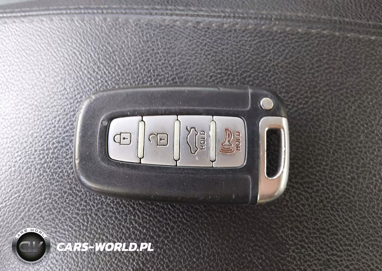 2015 Hyundai Sonata Hybrid VIN:KMHEC4A45FA126861 - 11