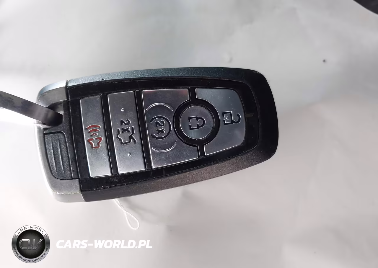 2020 Ford Fusion Titanium VIN:3FA6P0K93LR143844 - 11