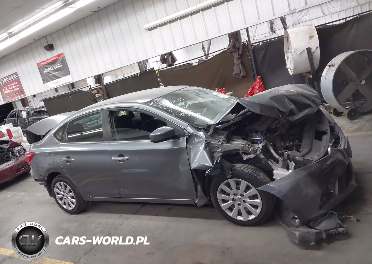 2018 Nissan Sentra S VIN:3N1AB7APXJY232943 - 13