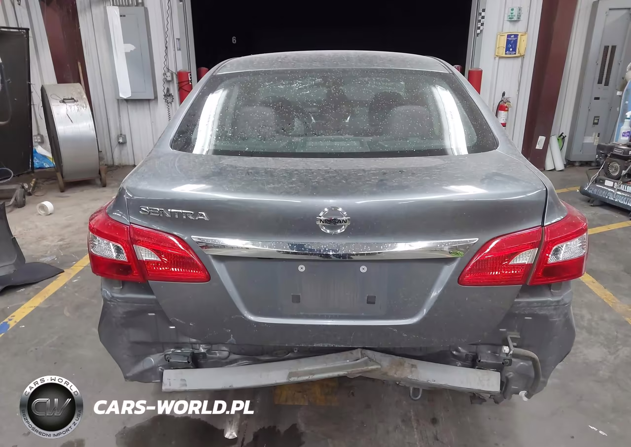 2018 Nissan Sentra S VIN:3N1AB7APXJY232943 - 16