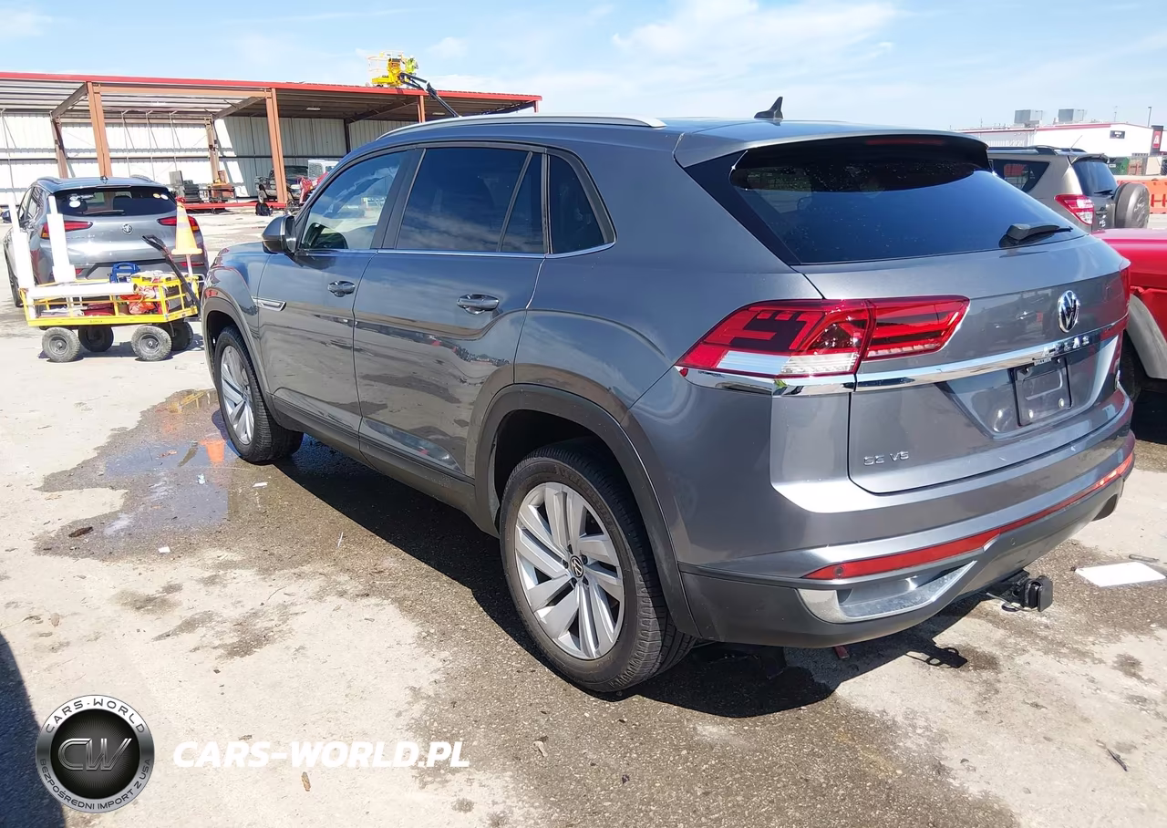 2020 Volkswagen Atlas Cross Sport 3.6L V6 Se W-Technology-3.6L V6 Se W-Technology R-Line VIN:1V26E2CA6LC210986 - 3