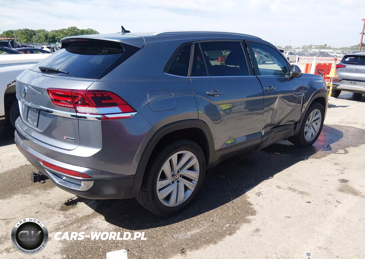 2020 Volkswagen Atlas Cross Sport 3.6L V6 Se W-Technology-3.6L V6 Se W-Technology R-Line VIN:1V26E2CA6LC210986 - 4