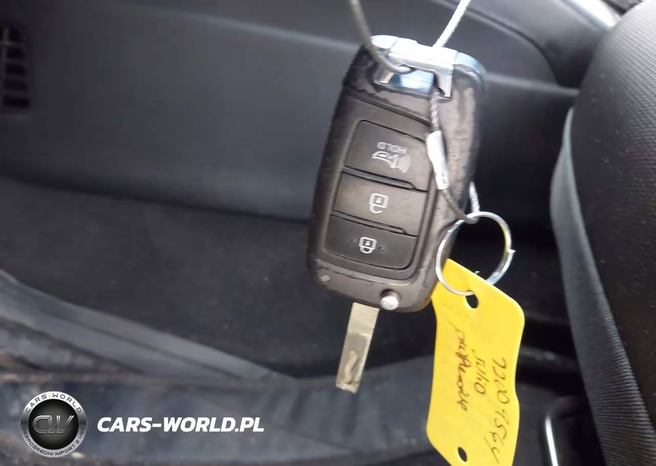 2021 Hyundai Venue Sel VIN:KMHRC8A30MU102107 - 11