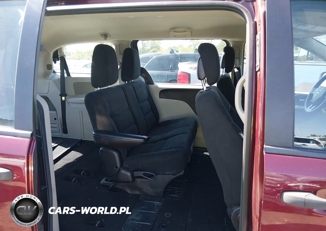 2016 Dodge Grand Caravan American Value Pkg VIN:2C4RDGBG2GR386645 - 8