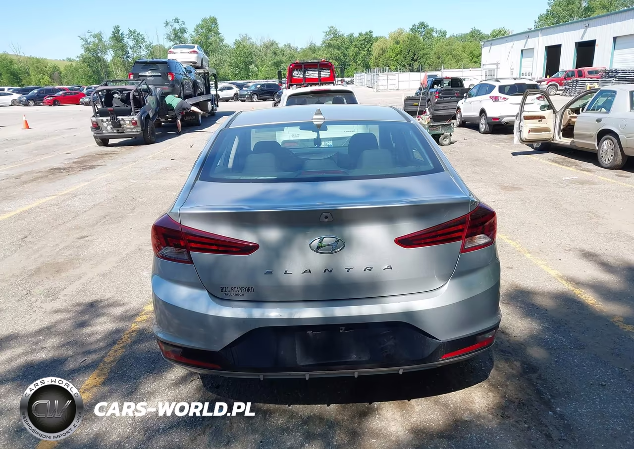 2020 Hyundai Elantra Sel VIN:5NPD84LF8LH565377 - 16