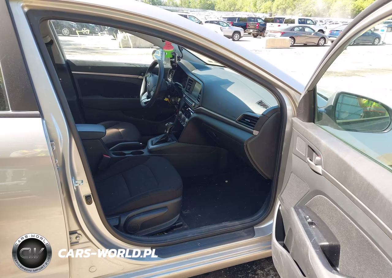 2020 Hyundai Elantra Sel VIN:5NPD84LF8LH565377 - 5