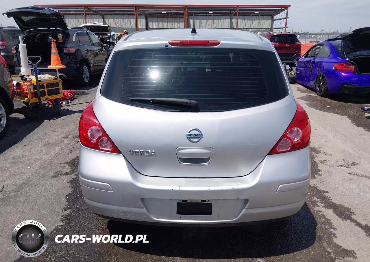 2011 Nissan Versa 1.8S VIN:3N1BC1CP2BL514293 - 16