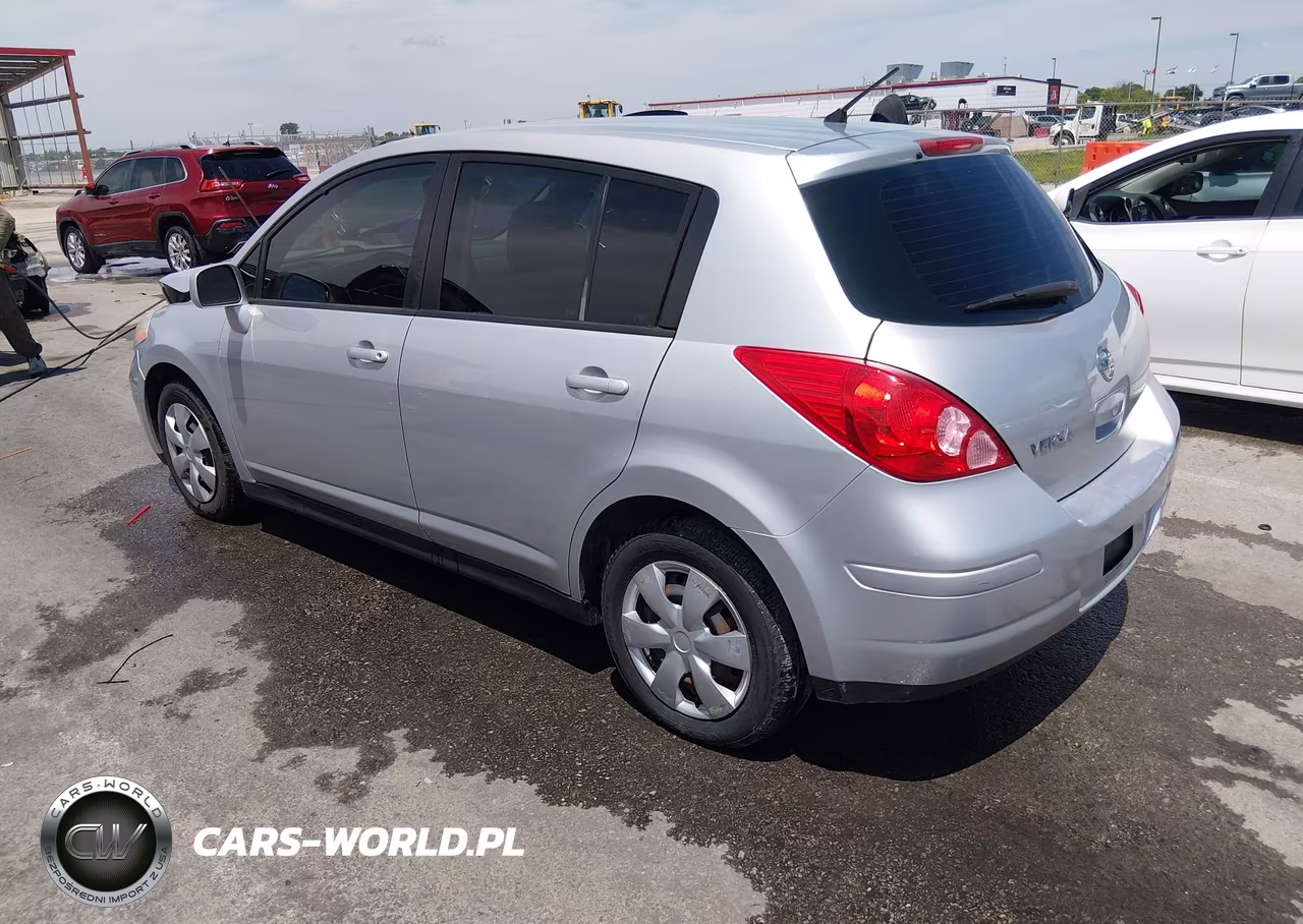 2011 Nissan Versa 1.8S VIN:3N1BC1CP2BL514293 - 3