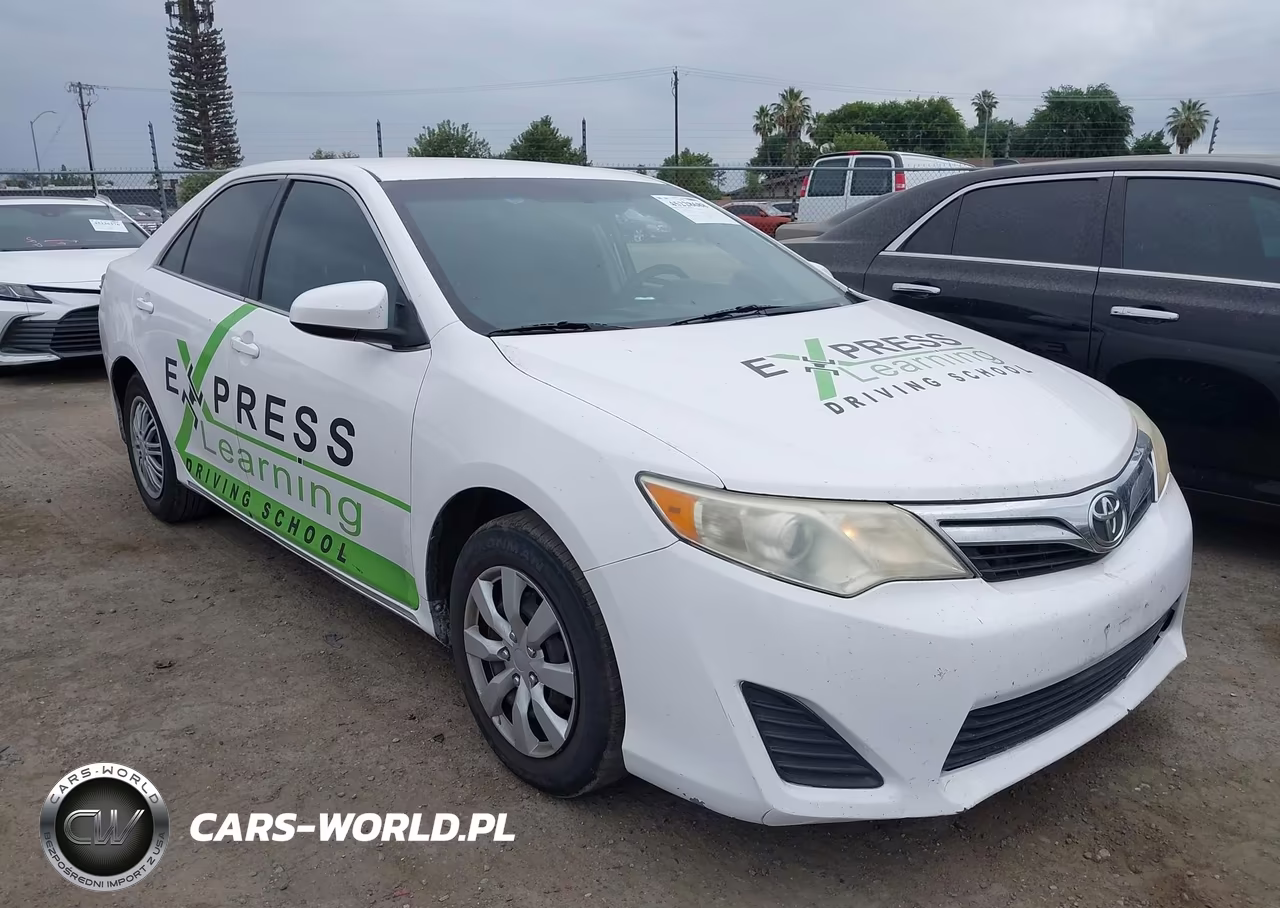 2014 Toyota Camry Le