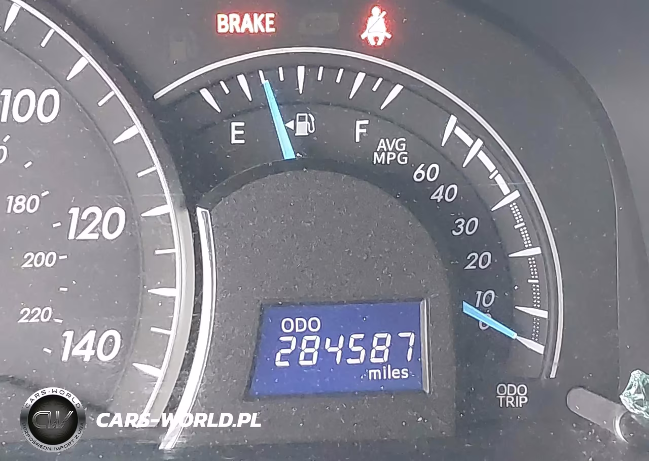 2014 Toyota Camry Le VIN:4T1BF1FK0EU419385 - 15