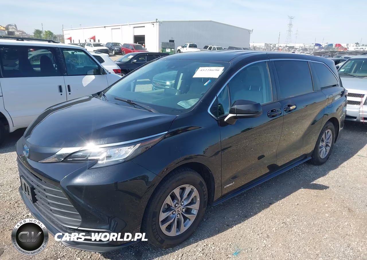 2021 Toyota Sienna Le VIN:5TDKSKFC2MS026389 - 2