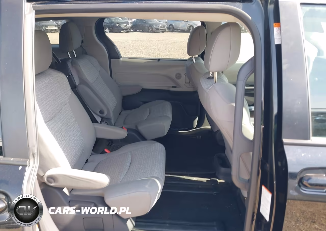 2021 Toyota Sienna Le VIN:5TDKSKFC2MS026389 - 8