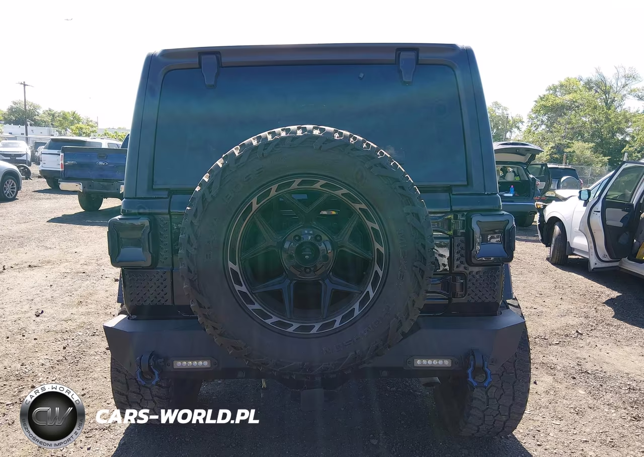 2018 Jeep Wrangler Unlimited Sport S 4X4 VIN:1C4HJXDG1JW305604 - 16