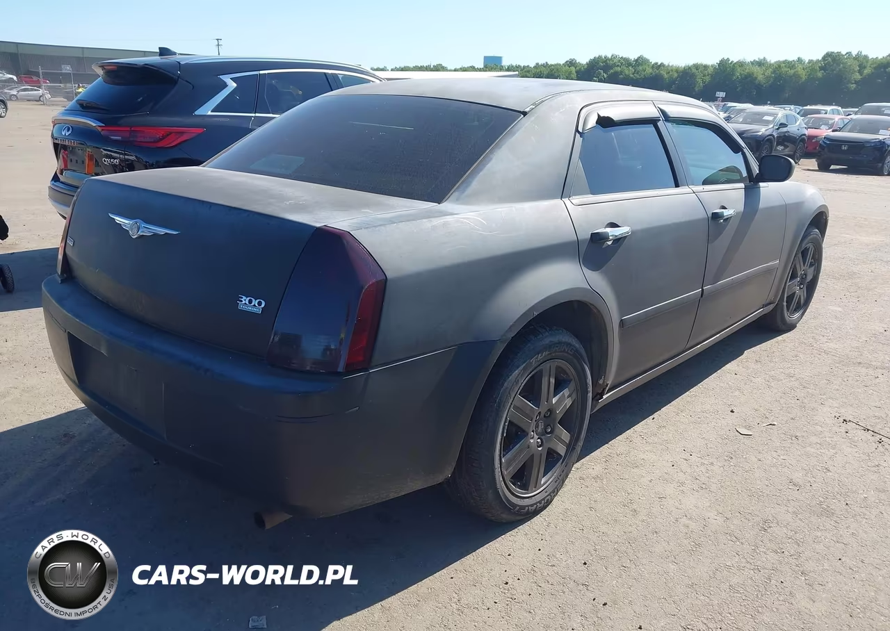 2005 Chrysler 300 Touring VIN:2C3AK53G05H624814 - 4