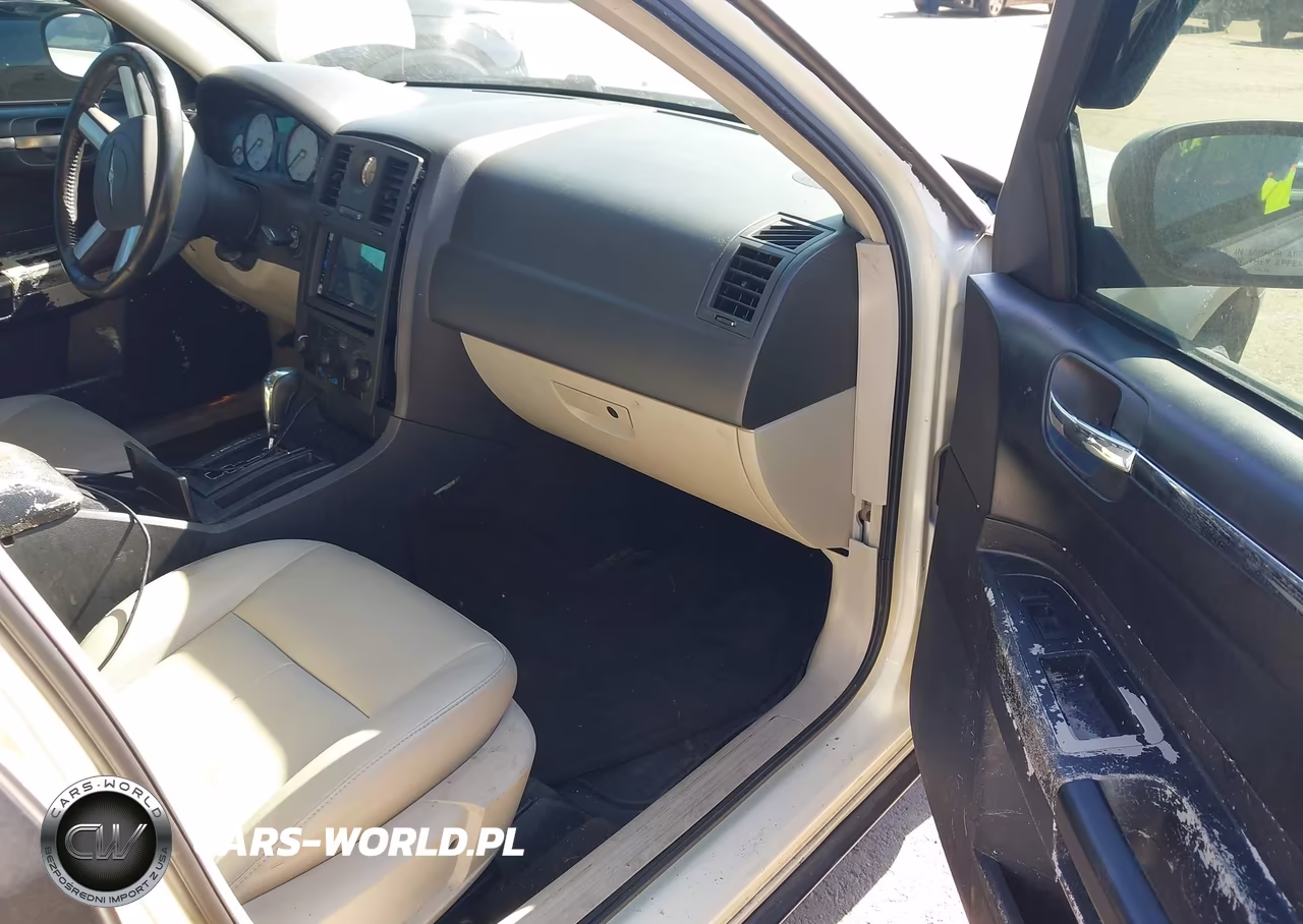 2005 Chrysler 300 Touring VIN:2C3AK53G05H624814 - 5