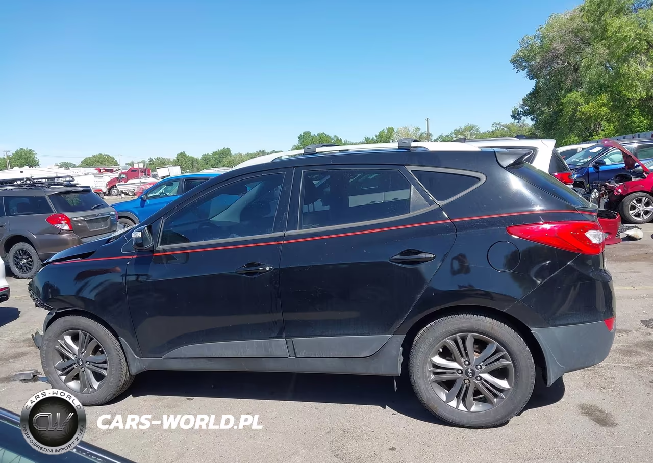 2014 Hyundai Tucson Walking Dead Edition VIN:KM8JUCAG8EU936000 - 15