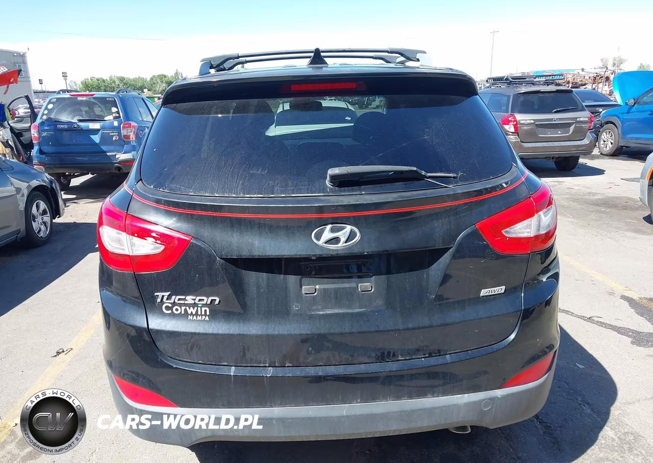 2014 Hyundai Tucson Walking Dead Edition VIN:KM8JUCAG8EU936000 - 17