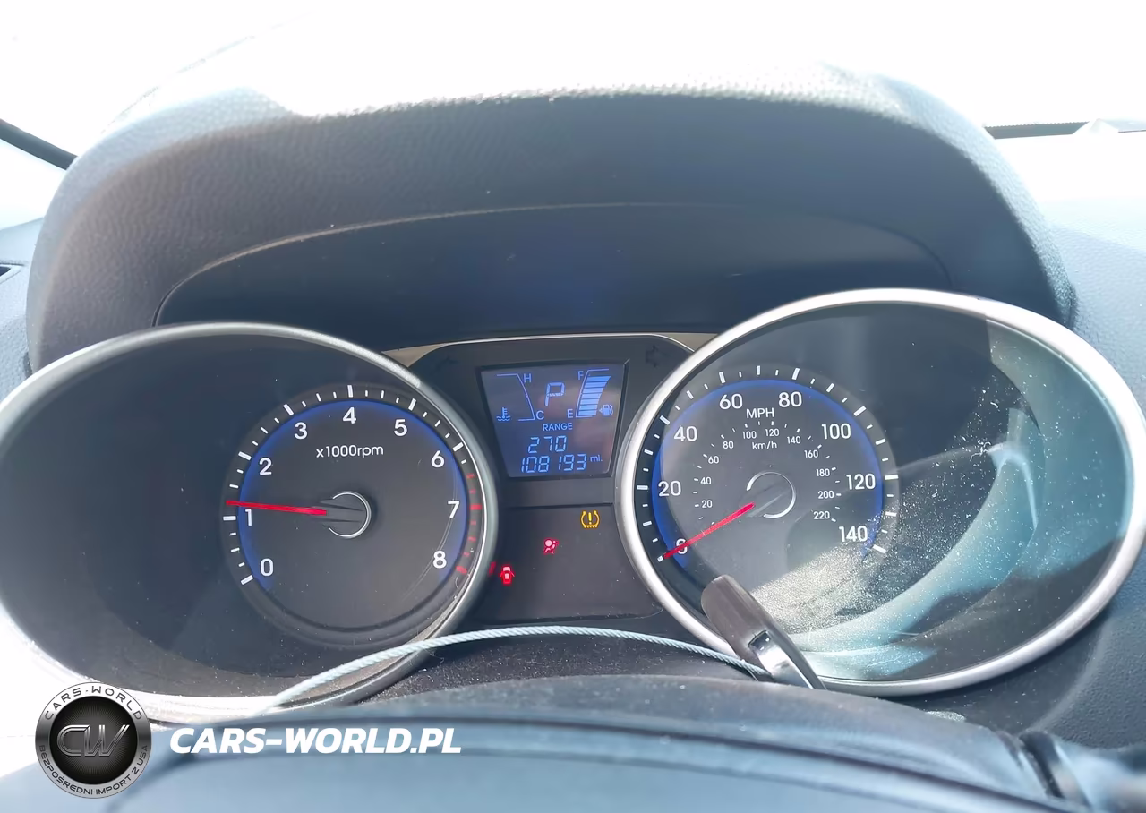 2014 Hyundai Tucson Walking Dead Edition VIN:KM8JUCAG8EU936000 - 7