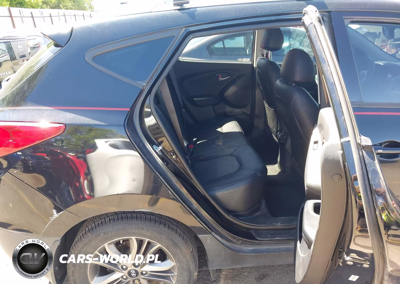 2014 Hyundai Tucson Walking Dead Edition VIN:KM8JUCAG8EU936000 - 8