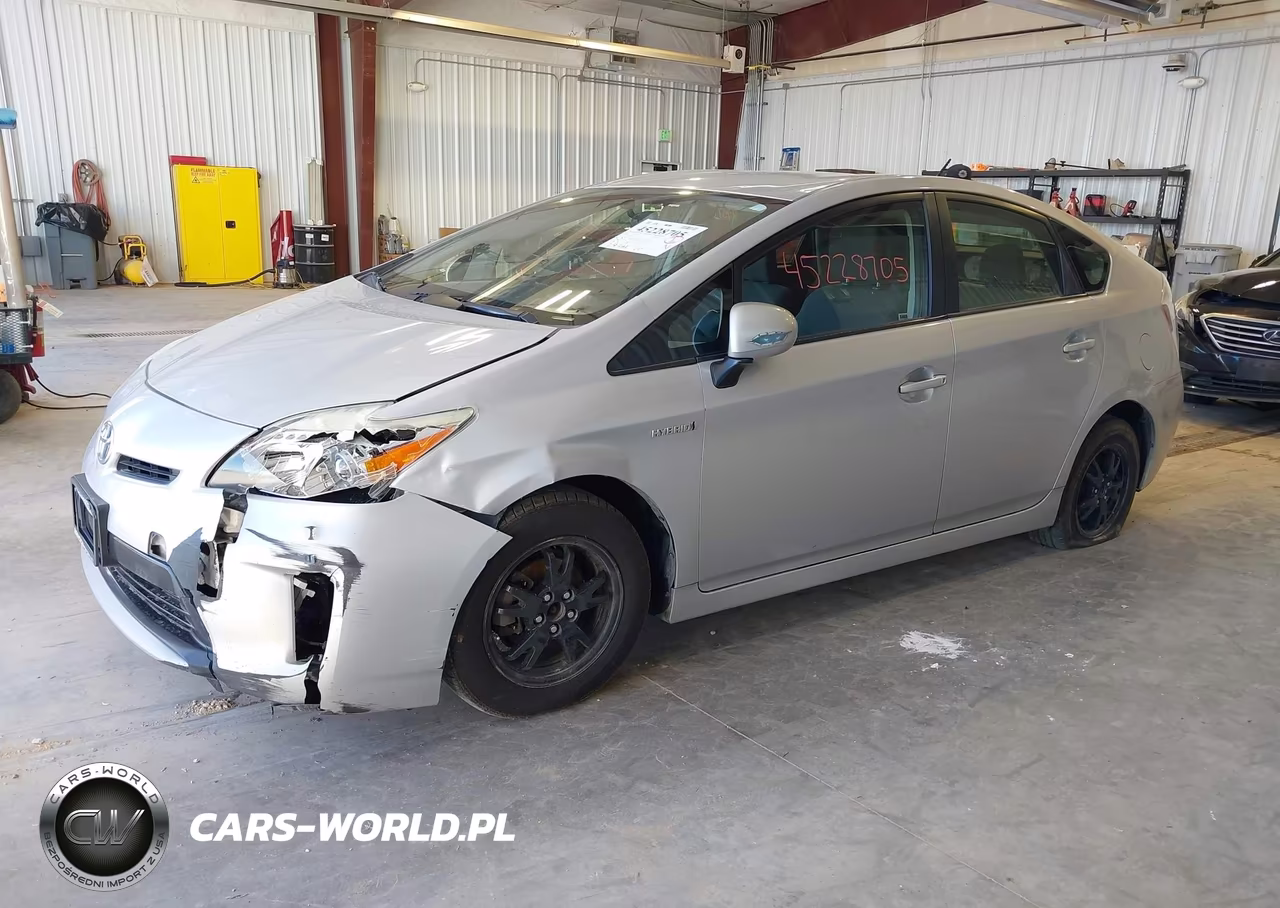 2014 Toyota Prius Two VIN:JTDKN3DU0E0393742 - 2