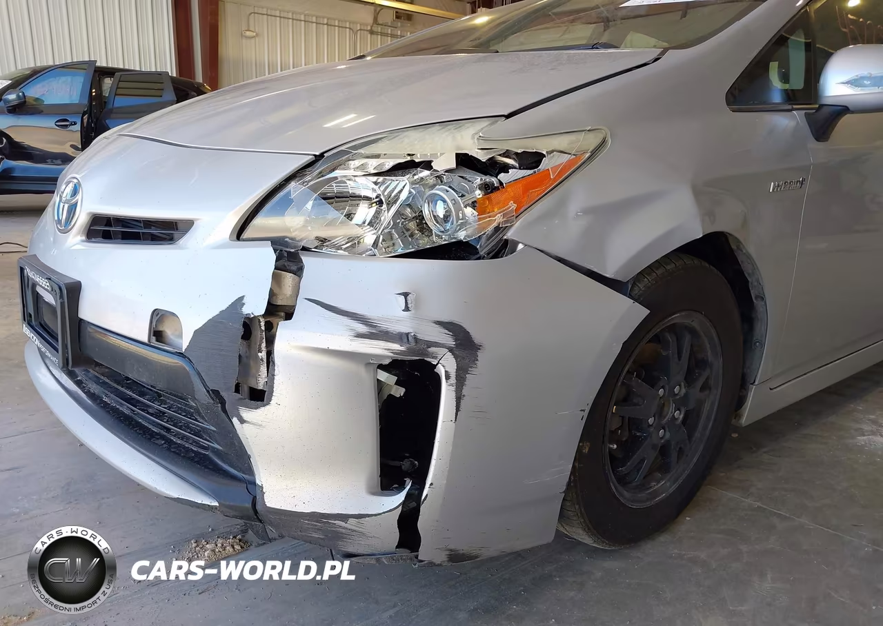 2014 Toyota Prius Two VIN:JTDKN3DU0E0393742 - 6