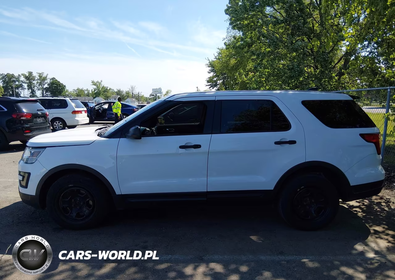 2019 Ford Police Interceptor Utility VIN:1FM5K8AR2KGA77888 - 14