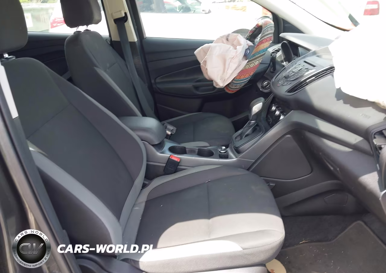 2016 Ford Escape S VIN:1FMCU0F71GUA90537 - 5