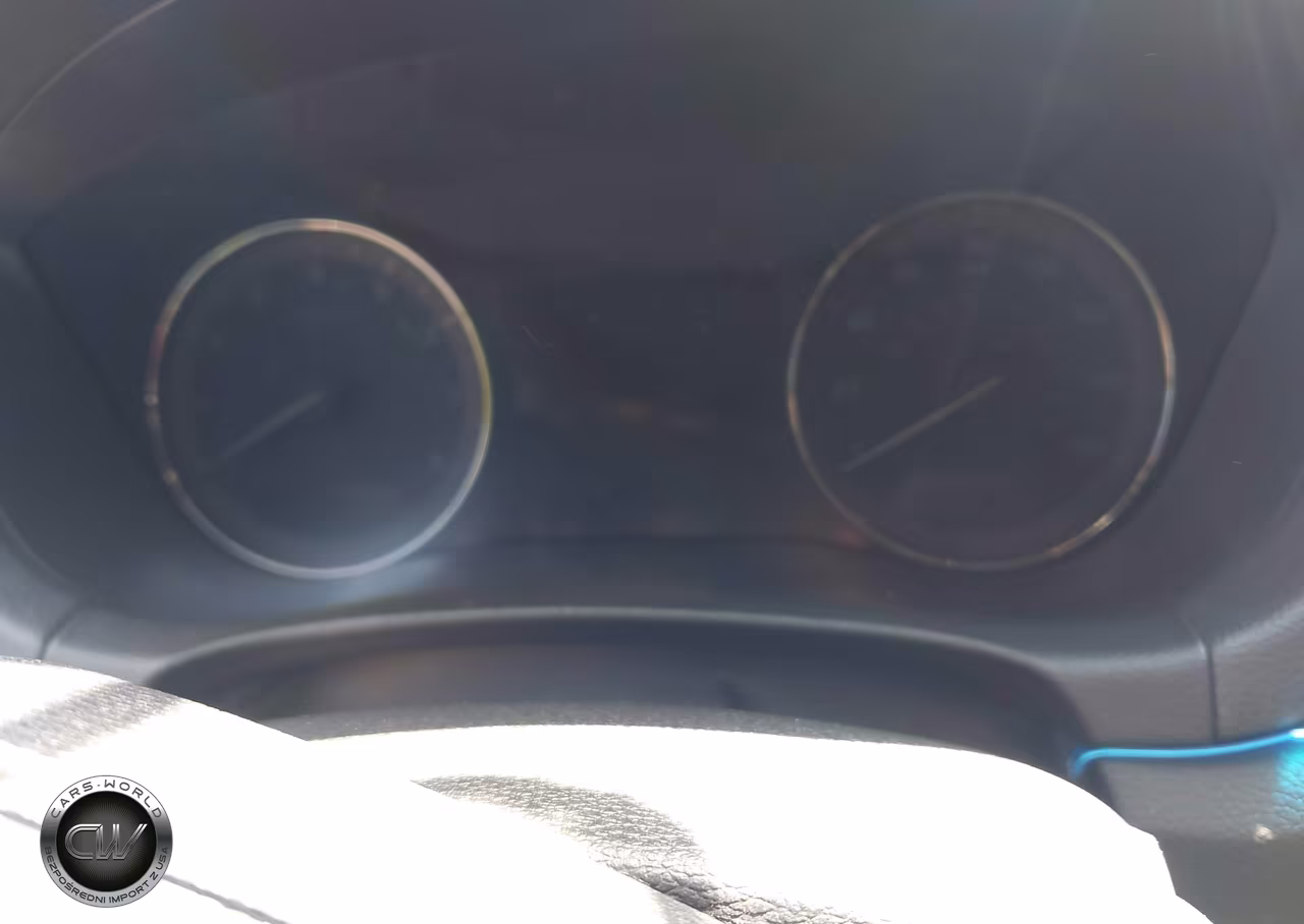 2015 Hyundai Genesis 3.8 VIN:KMHGN4JE9FU040124 - 7