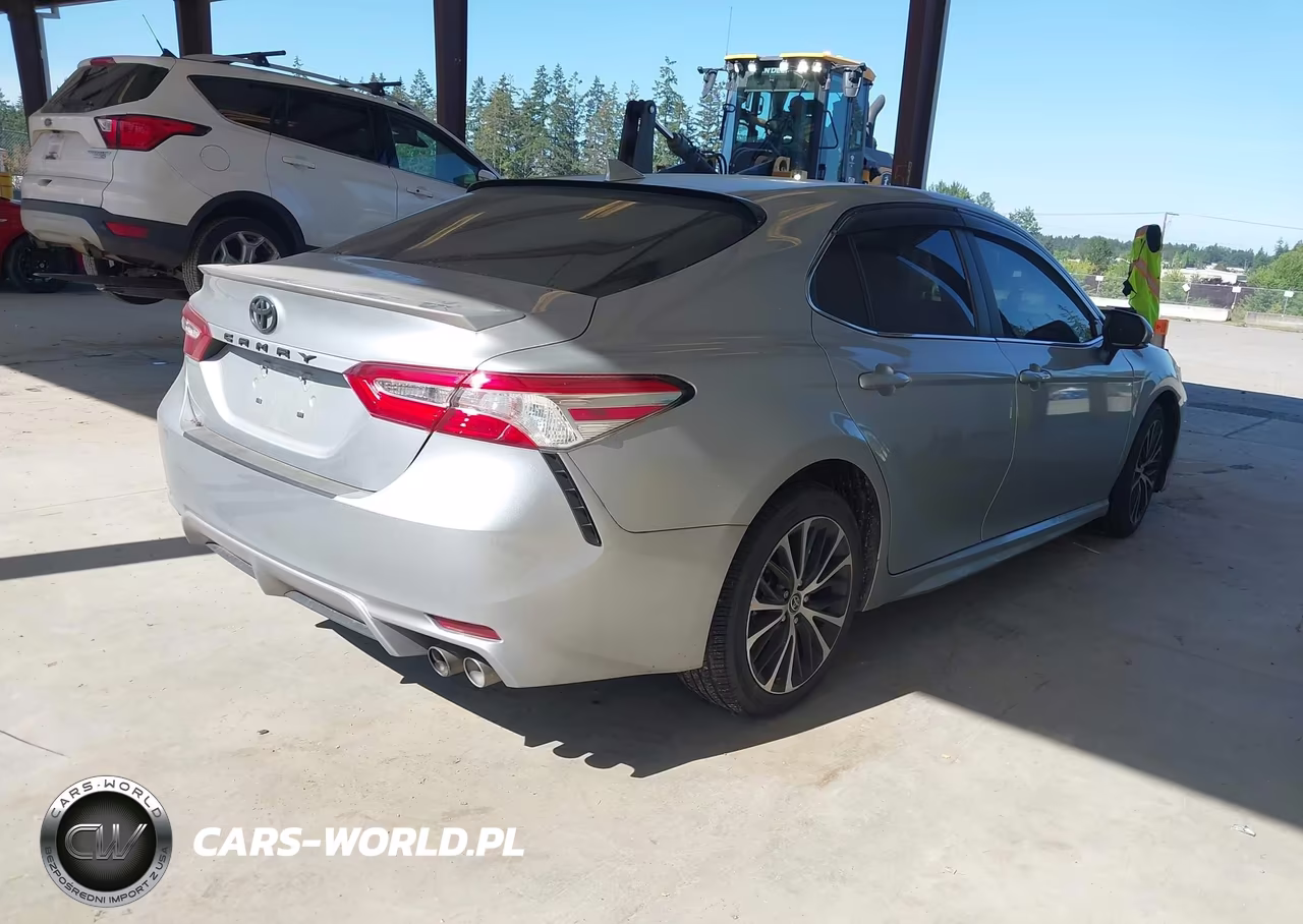 2020 Toyota Camry Se Awd VIN:4T1G11BK1LU008732 - 4