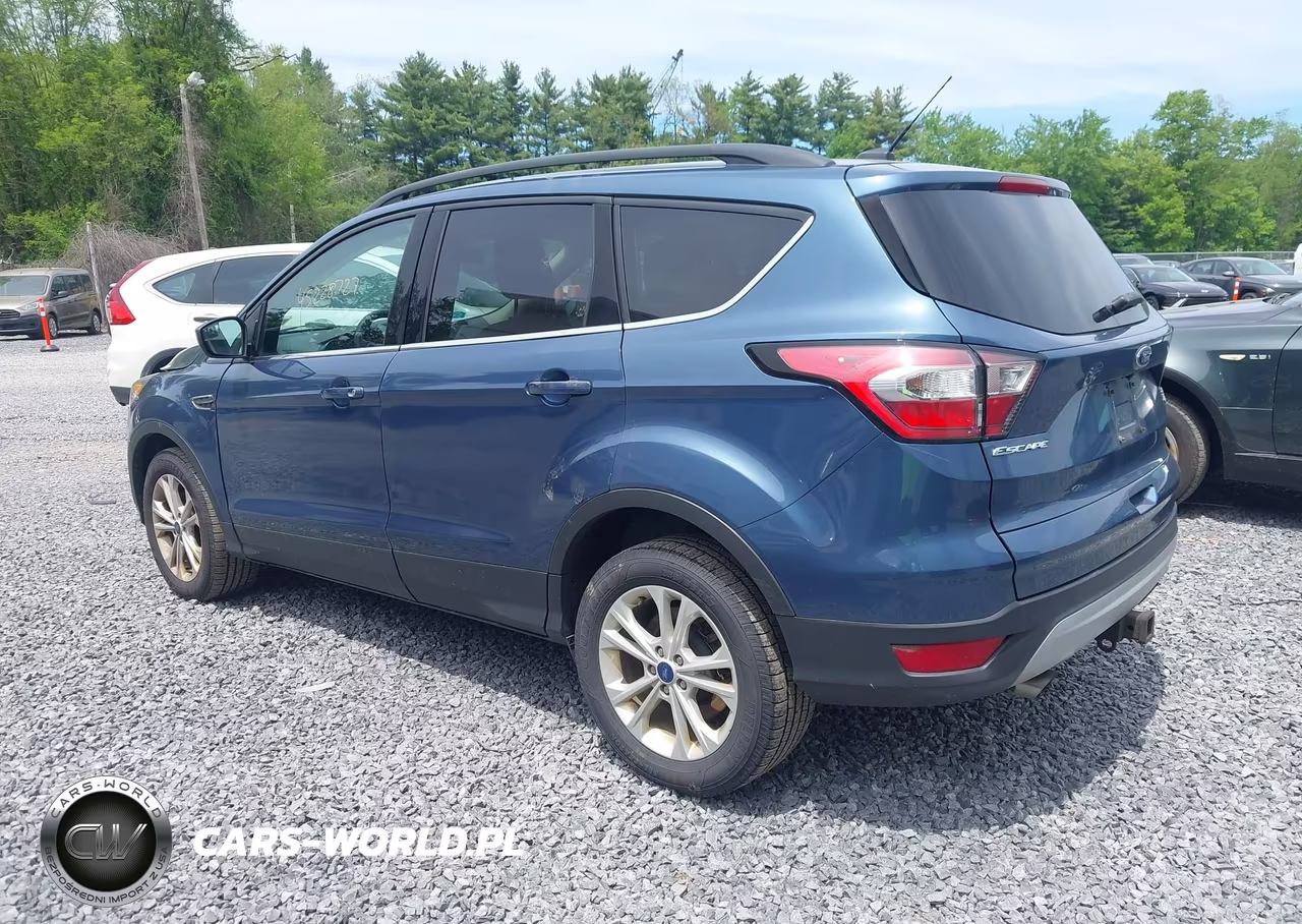2018 Ford Escape Se VIN:1FMCU9GD5JUC54128 - 3